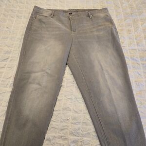 Gloria Vanderbilt Grey Wash Jeans – Size 18W – NWOT